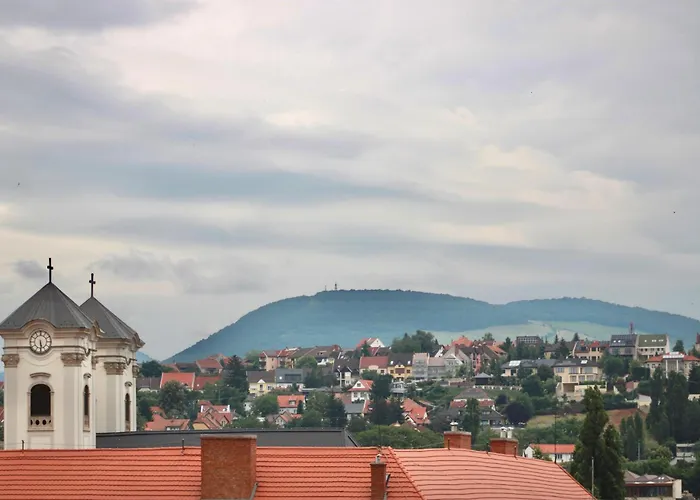 Klapka-lak Appartement Eger
